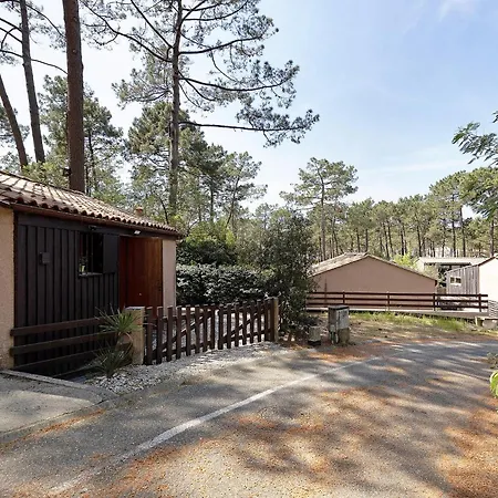 Petite Mitoyenne Dans Pinede Casa de Férias Lacanau